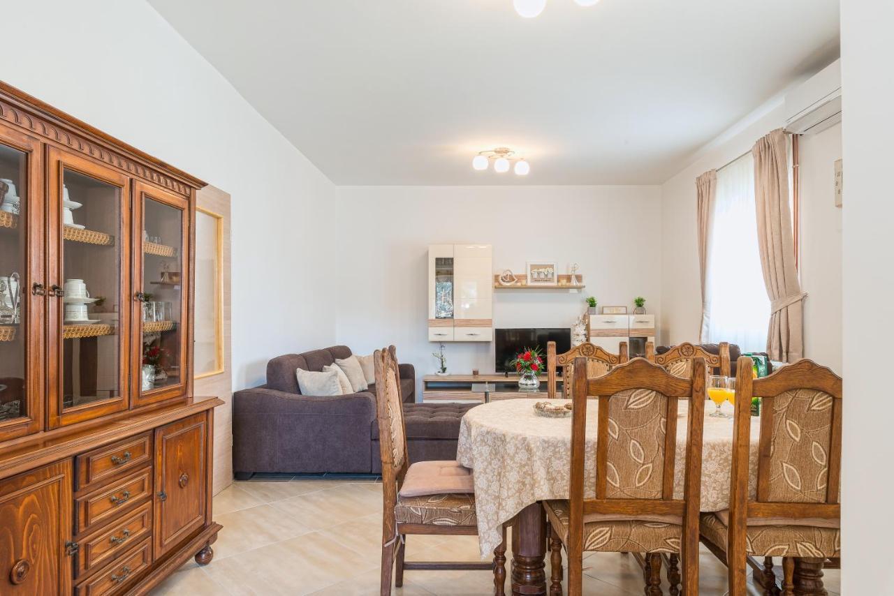 Apartman Tea Привлака Экстерьер фото
