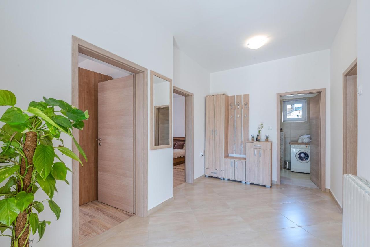 Apartman Tea Привлака Экстерьер фото